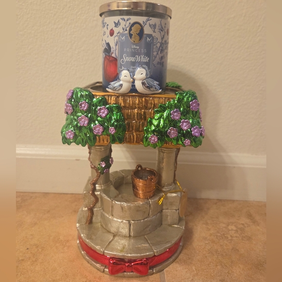 Bath & Body Works DISNEY PRINCESS Snow White Well Candle Holder Pocketbac Holder - Picture 6 of 16